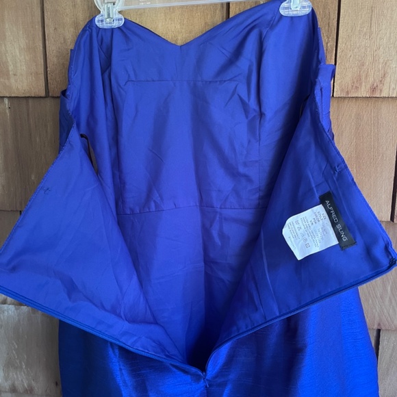 Alfred Sung Electric Blue Satin Strapless Formal Gown Dress Front Pleats Size 20 - Picture 15 of 16